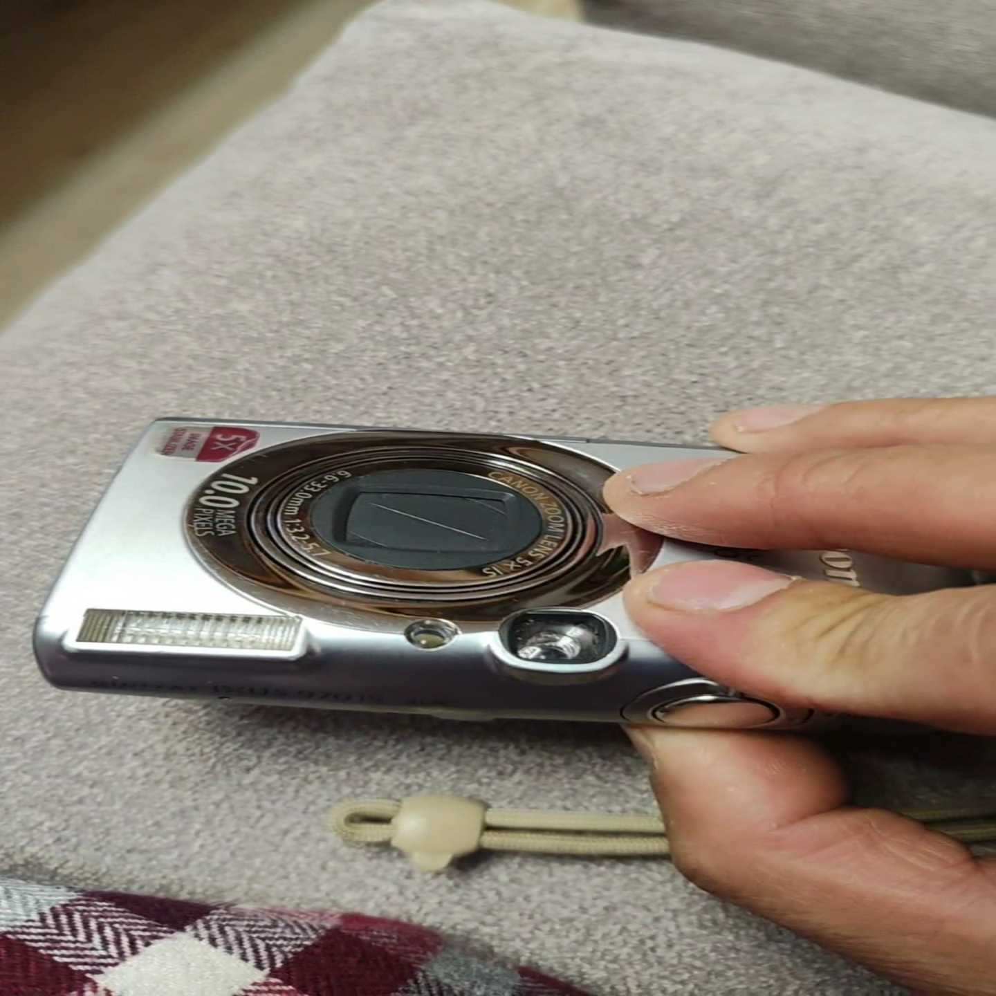 95新佳能IXUS970IS数码相机，银色款--议价商品