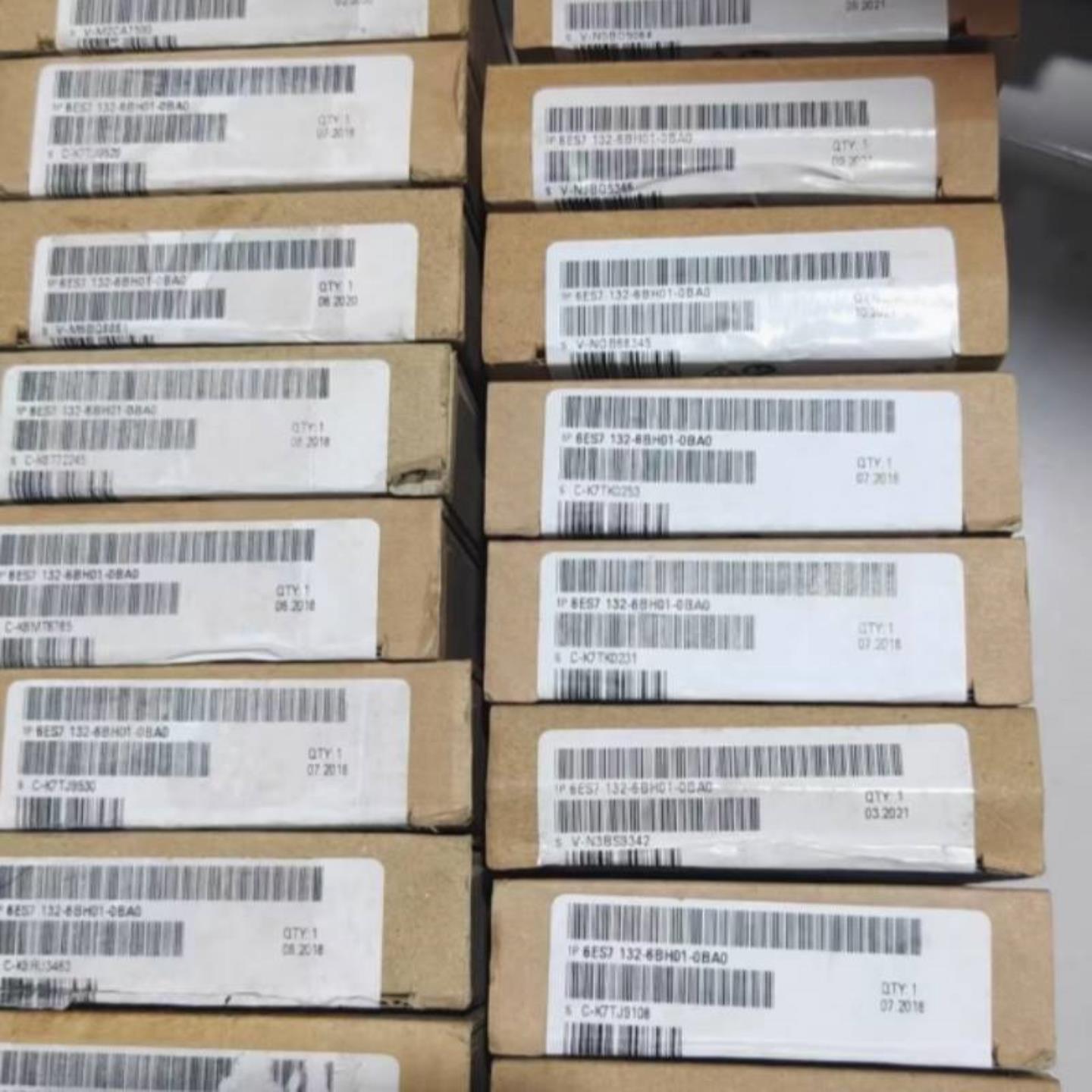 配件6ES7 132 6ES7132-6FD006HD016GD51-0BB10CU00BA0 议价