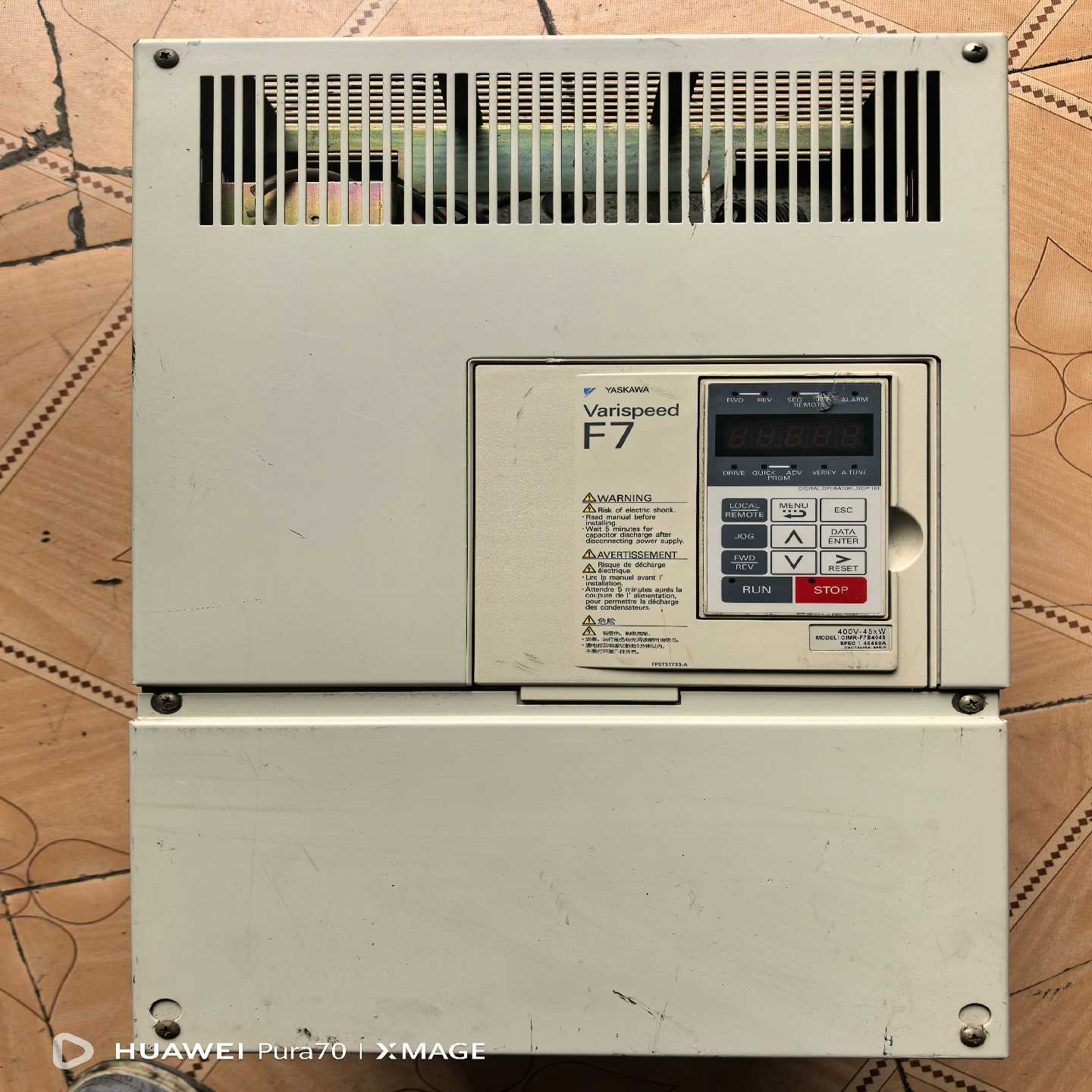 安川F7系列变频器 CIMR-F7B4045  45KW 拆[浩蓉商户]