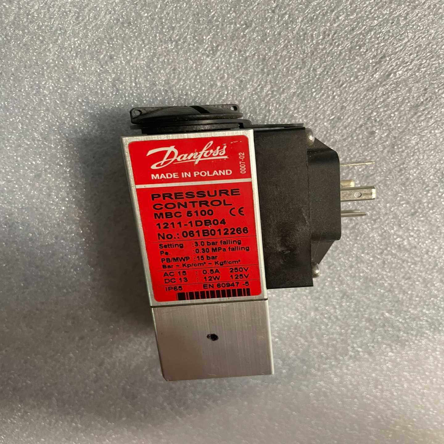 MBC5100061B012266压力开关（零零电子）