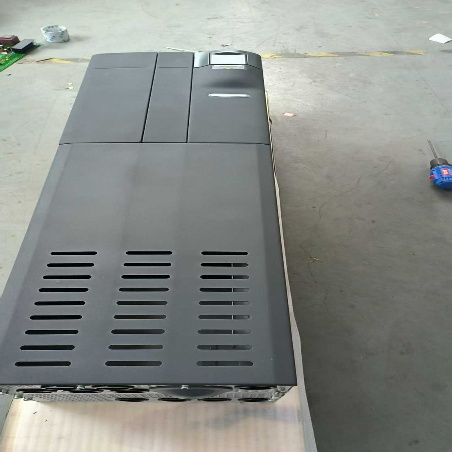 西门子变频器，99新，90KW，6SE6430-2AD38---议价商品