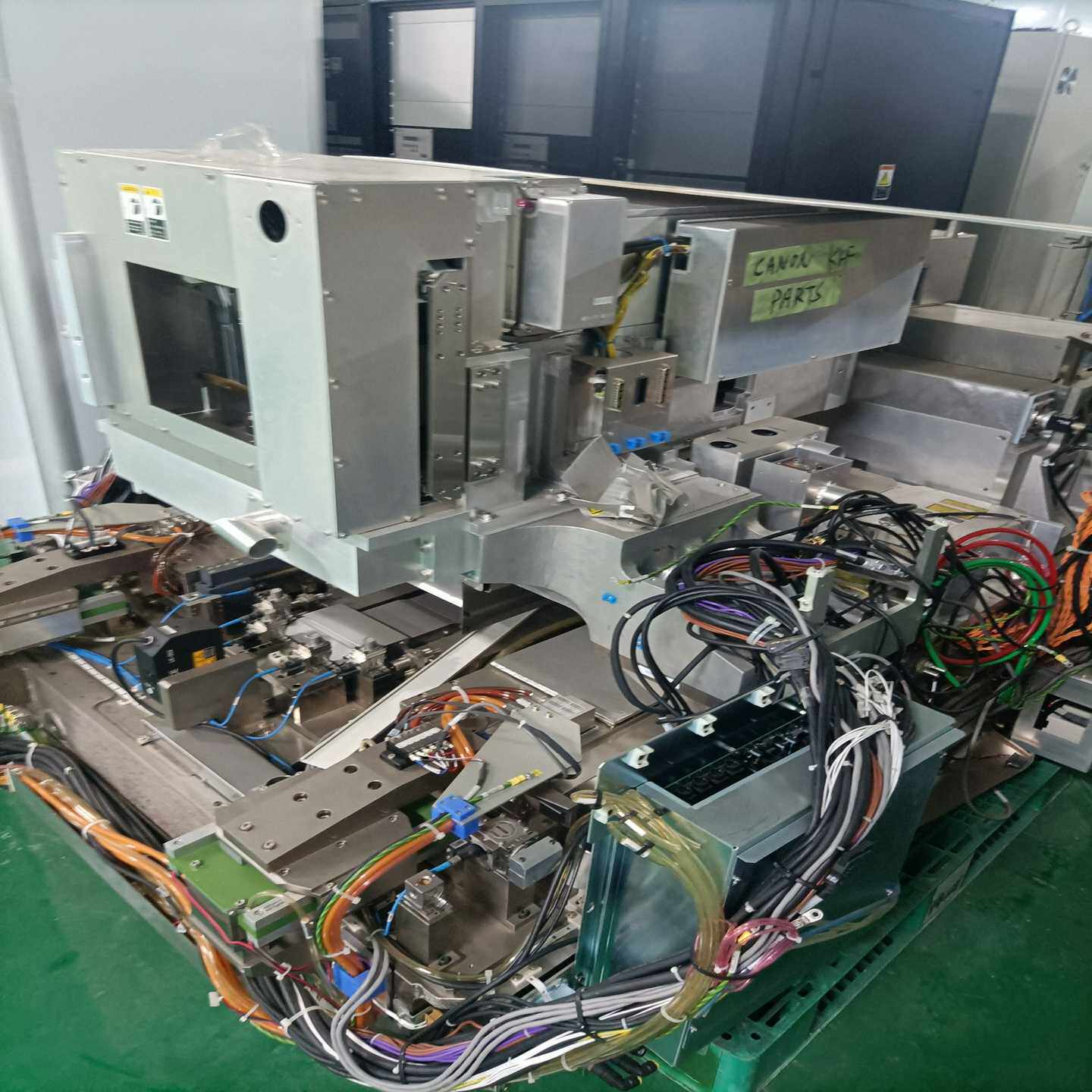 日本佳能FPA-6000ES6a光刻机，8寸大平板机型，型号--议价商品