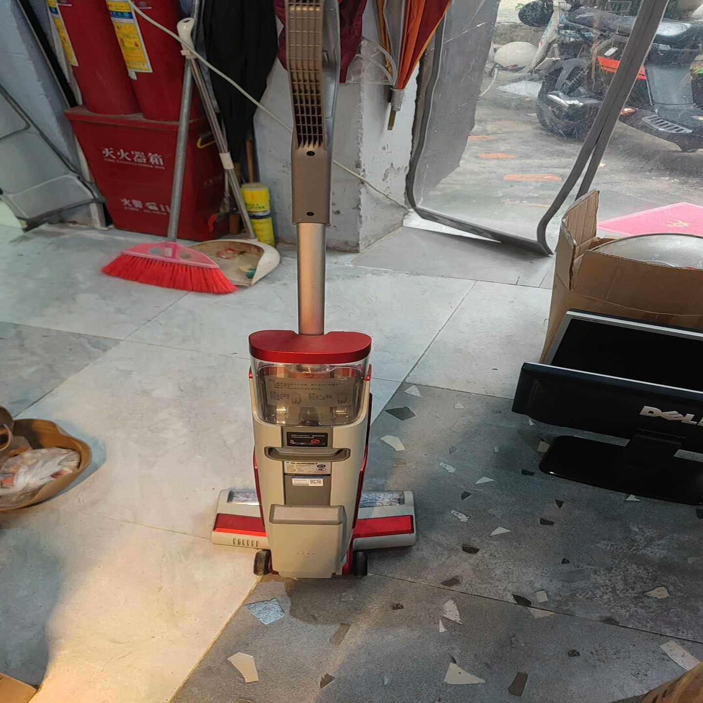 BLAUPUNKT德国蓝宝BP-DT02洗地机，家用吸水式吸--议价商品