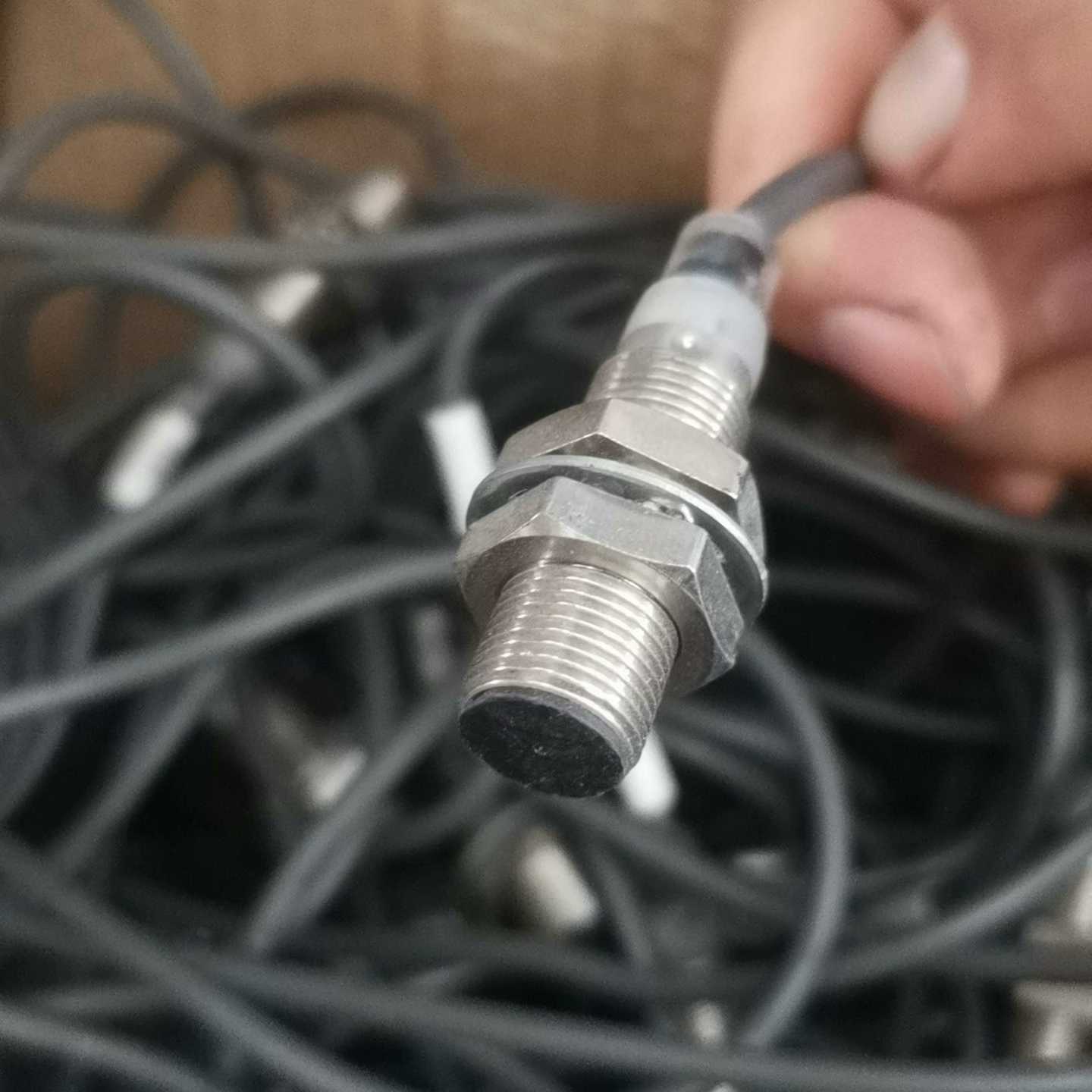 议价欧姆龙接近开关E2B-M12KS02-FWZ-C1，DC24维修/现货