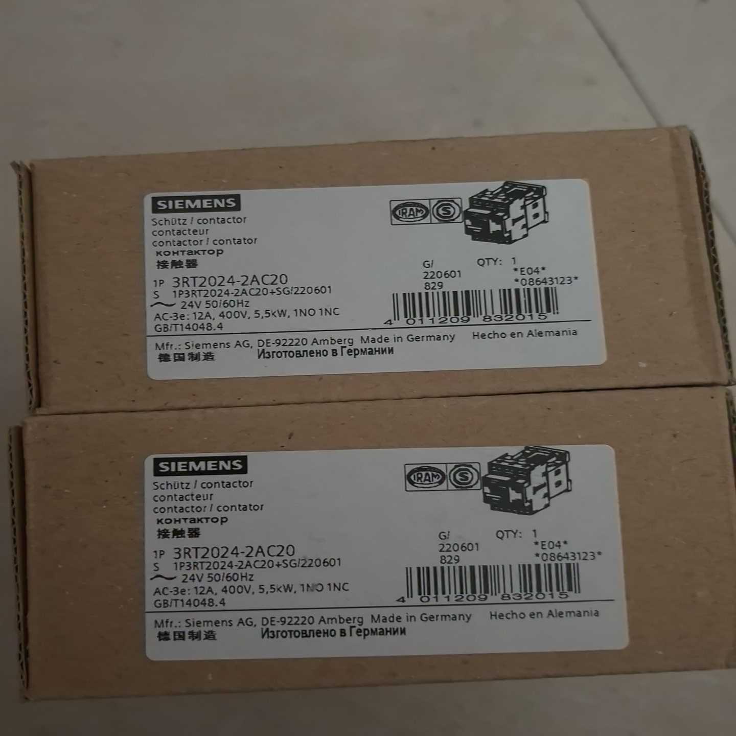 【议价】3RT2024-2AC20接触器，2台。