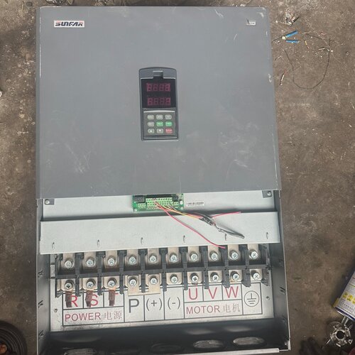 寻I拆机四方变频器C320K4T090090kw重载实