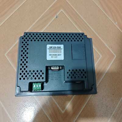 【议价】中达优控触摸屏OP320-500，功能正常，成色为实图