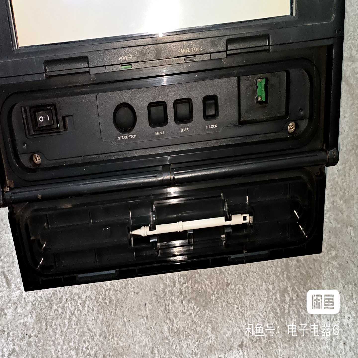 议价基恩士无纸记录仪TR-V1000,开机p不进系统,显示硬件错误现