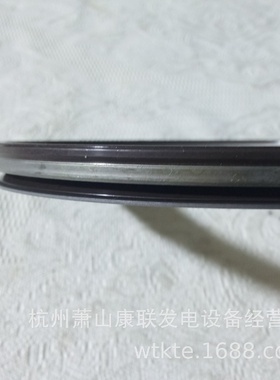 机油封65.01510-0158斗山