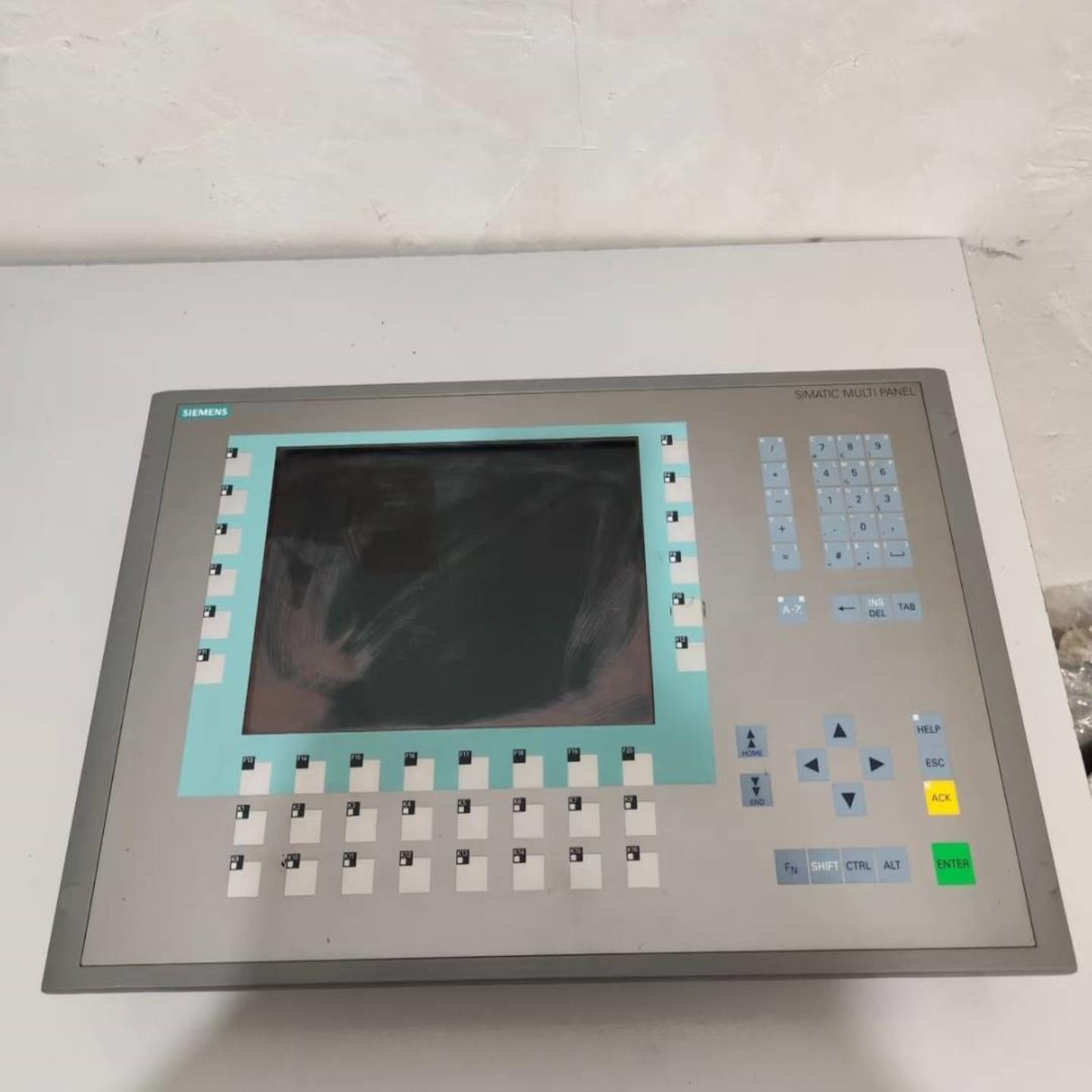 配件二手拆机西门子6AV6 643-0DD01-1AX1成色如图实物拍摄议价