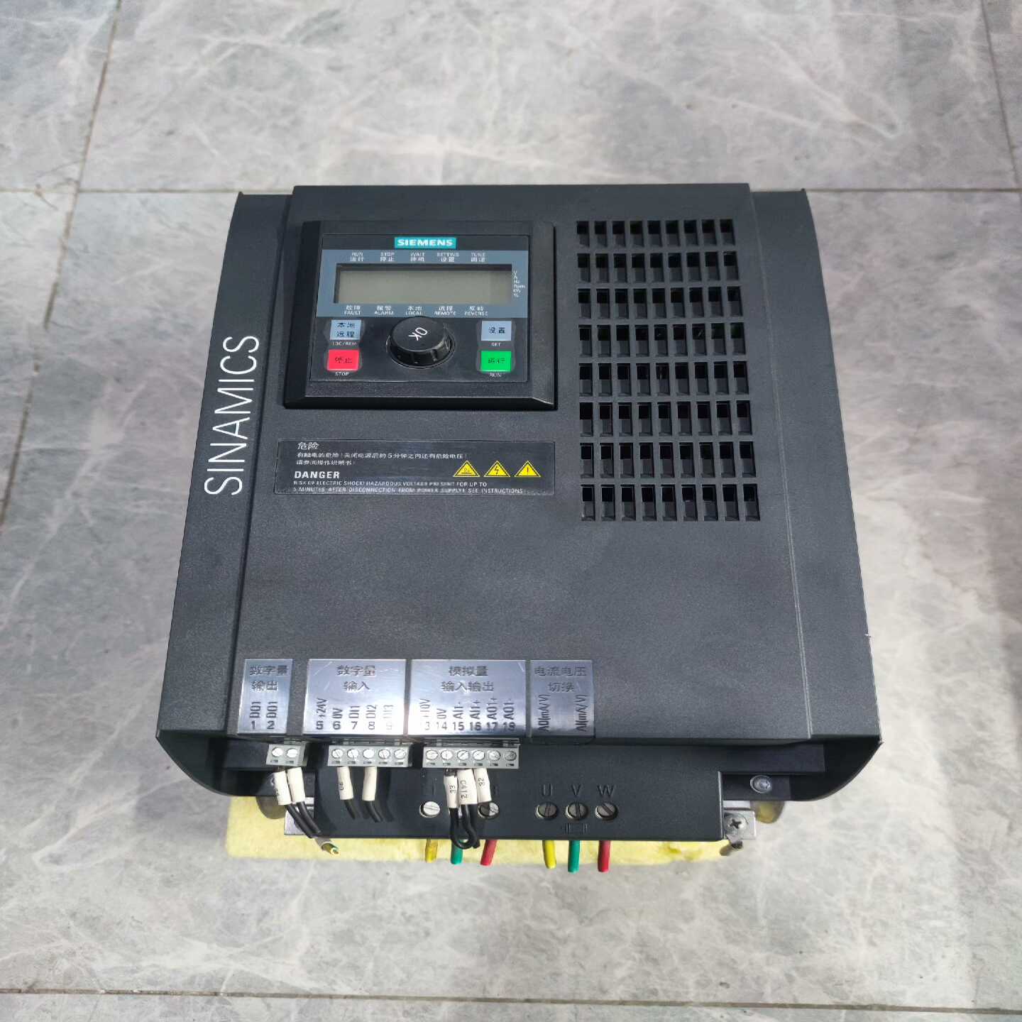 【议价】11KW变频器6SL3217-0CE31-1UA1适用