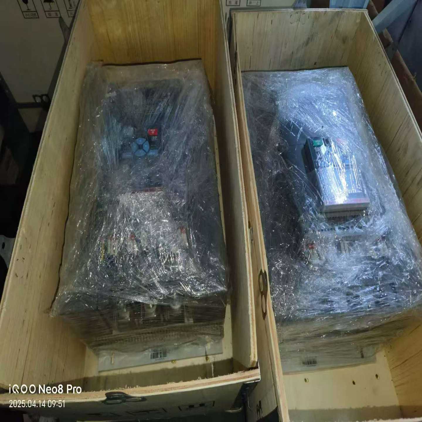 询价ABB变频器两台，型号PSTX250-600-70，