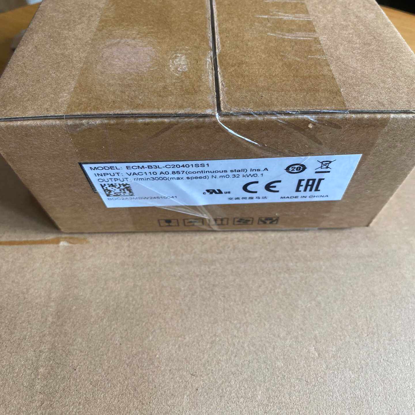 台达伺服电机，型号ECM-B3L-C20401SS1，原装正