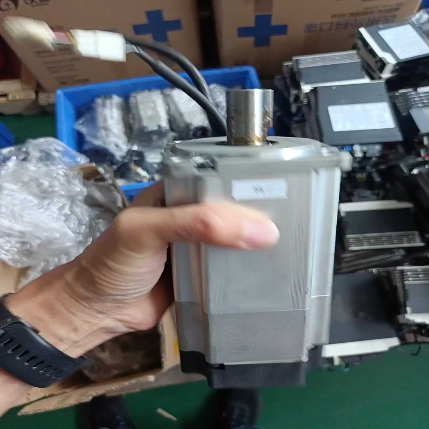 松下伺服电机750瓦刹车MHMJ082G1VMHMD082--议价商品