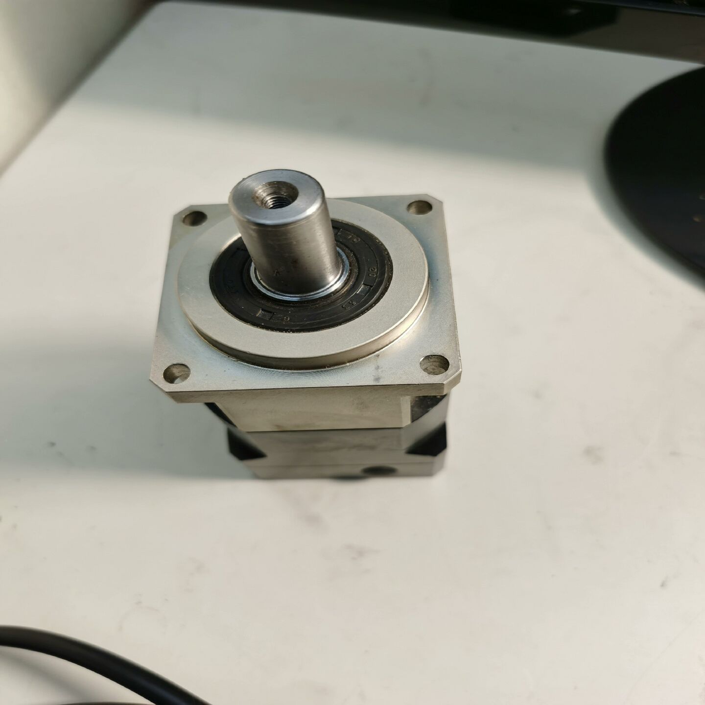 议价行星减速机AB60L2-20-P2-S2-14-30-50