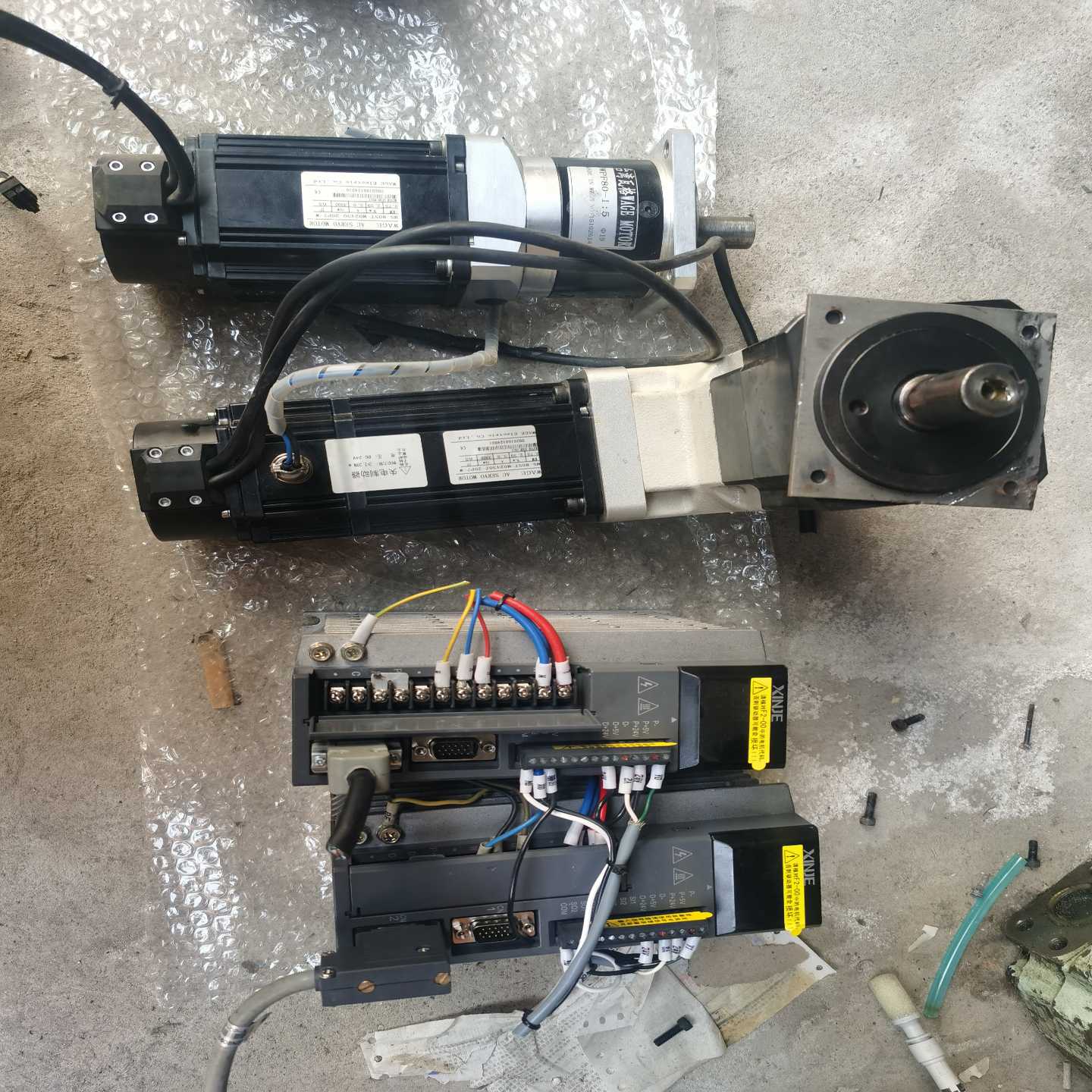 【议价】成色杠杠新，信捷伺服驱动器DS2-20P7-BSW伺服电机适用