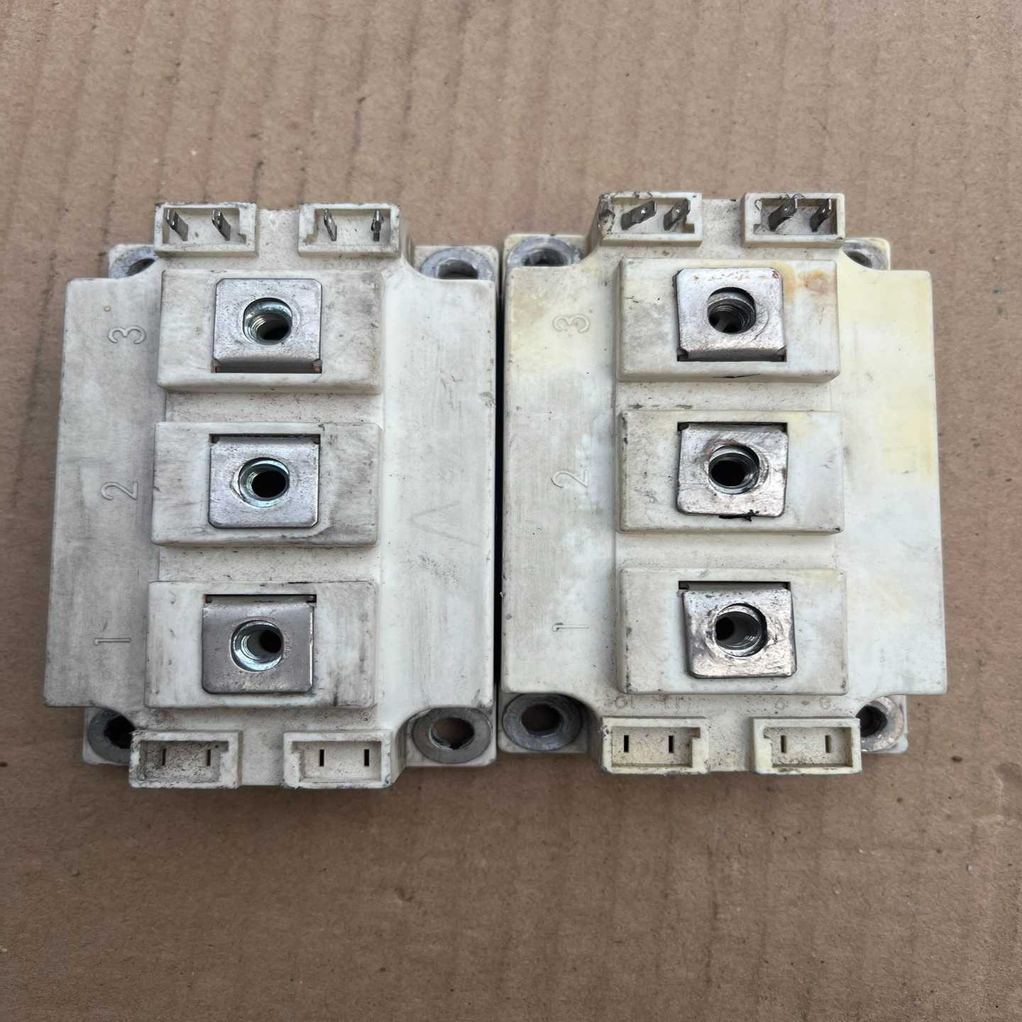 GD300HFK60C2S~询价