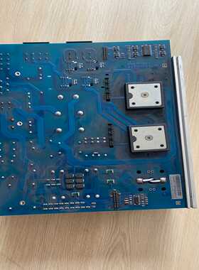 倍福驱动板AX52XXLT00-4AX5203LT004-询价