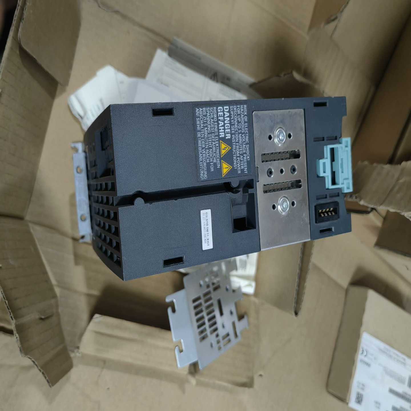 【议价】变频器6SL3210-1NE11-3UG1成色好适用