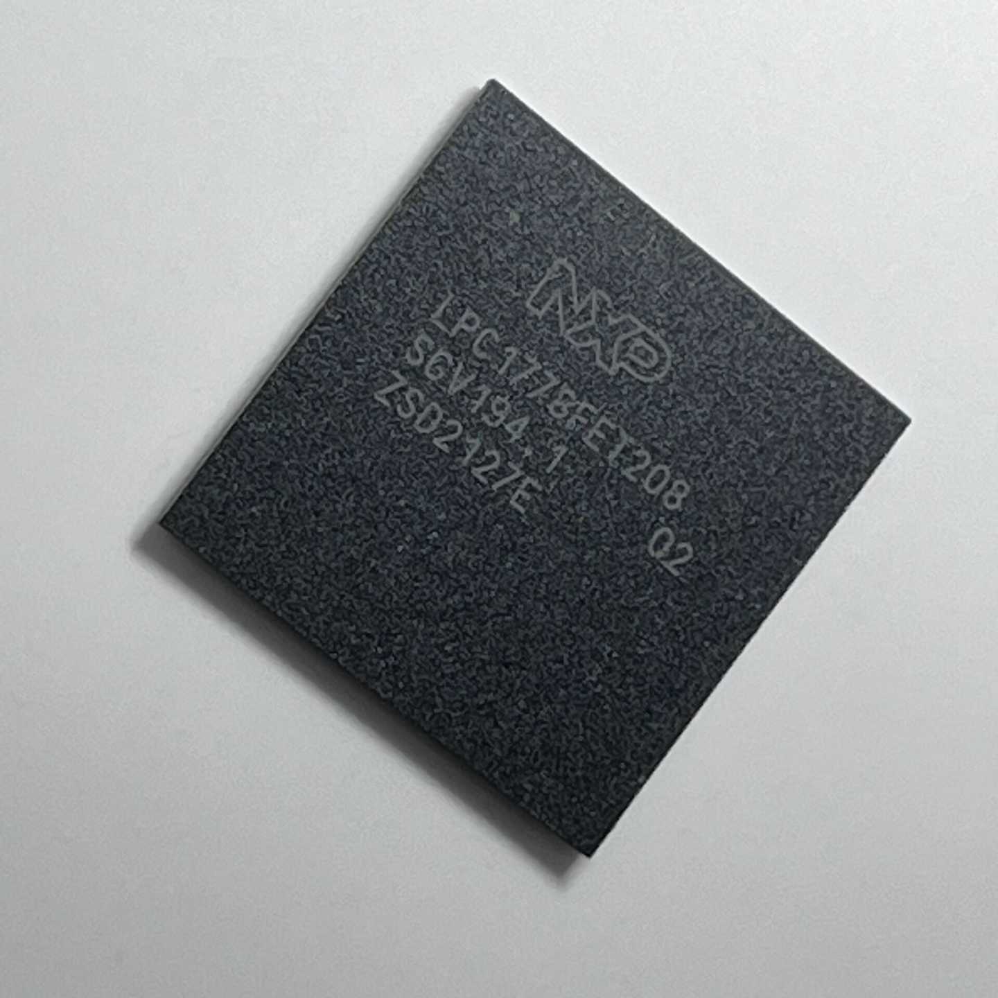 LPC1778FET208XC3S200-4FTG256I-议价