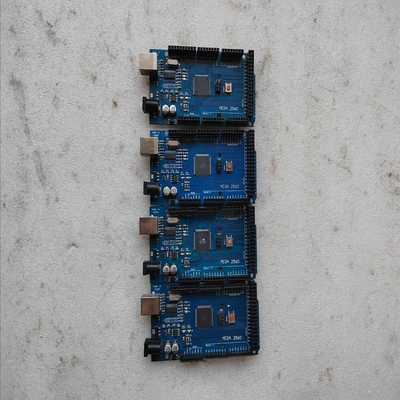 Arduino MEGA2560开发板实物图（电子设备）