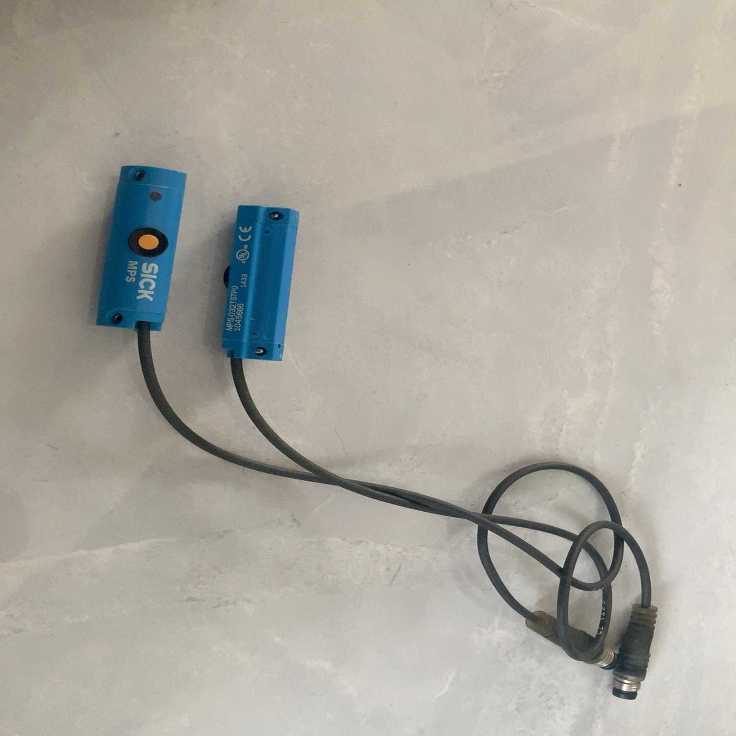 询价德国SICK西克磁性气缸位置传感器1045666