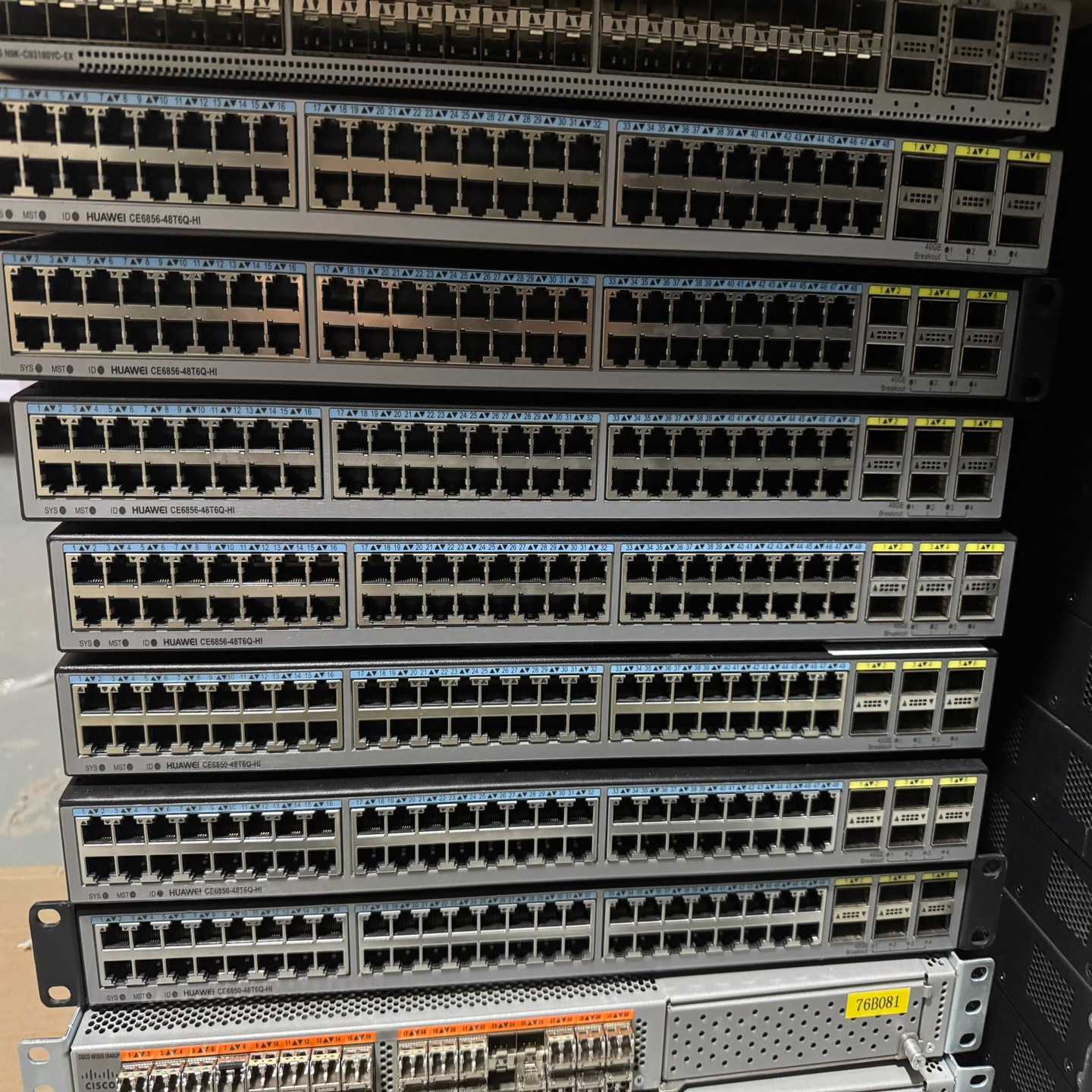 询价华为CE6856-48T6Q-HI48口万兆6口40G