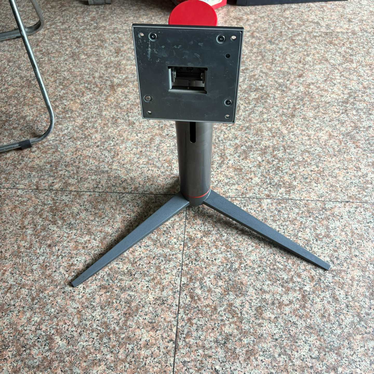 AOC的卢AllA27958NH06支架，直接拍，快递到询价