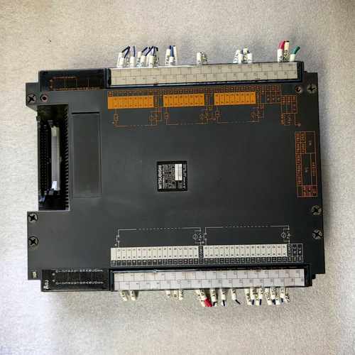 A0J2-E56DR三菱扩展模块，原装拆机下来，成色新如图，--议价商品