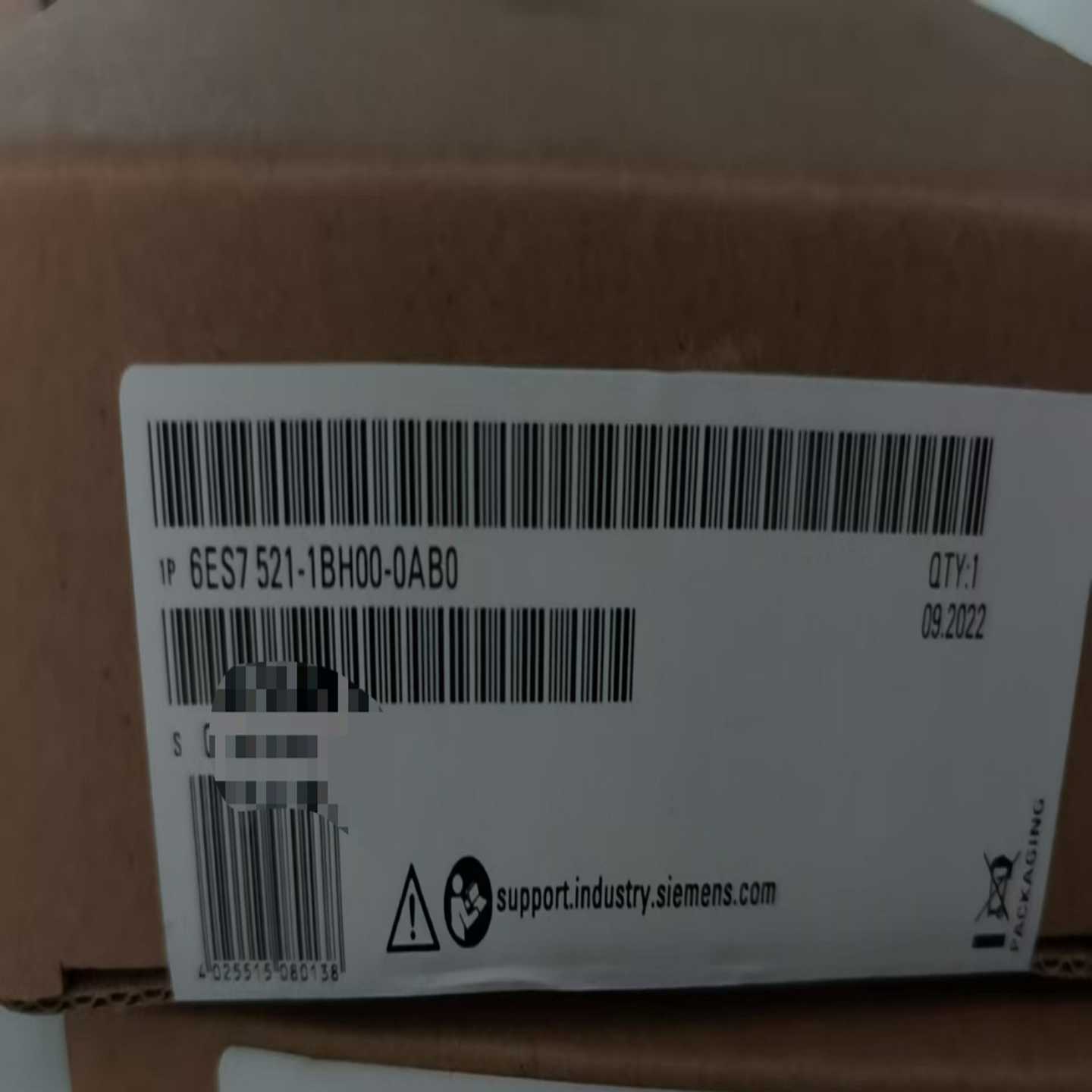 6ES7521-1BH00-0AB0正品未拆封现货需要的联系--议价商品
