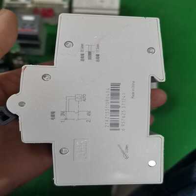 （议价）自恢复过欠压保护断路器SH201-C40NAAR