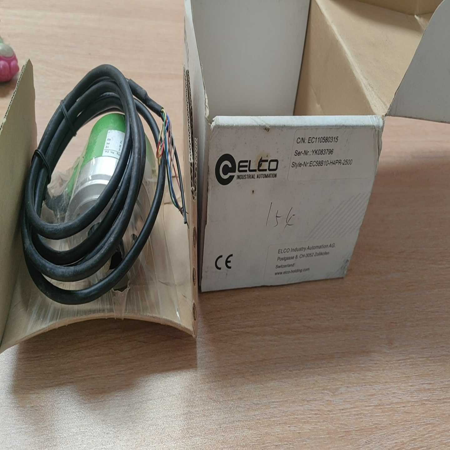 【议价】宜科ELCO编码器EC58B10-H4PR-2500，