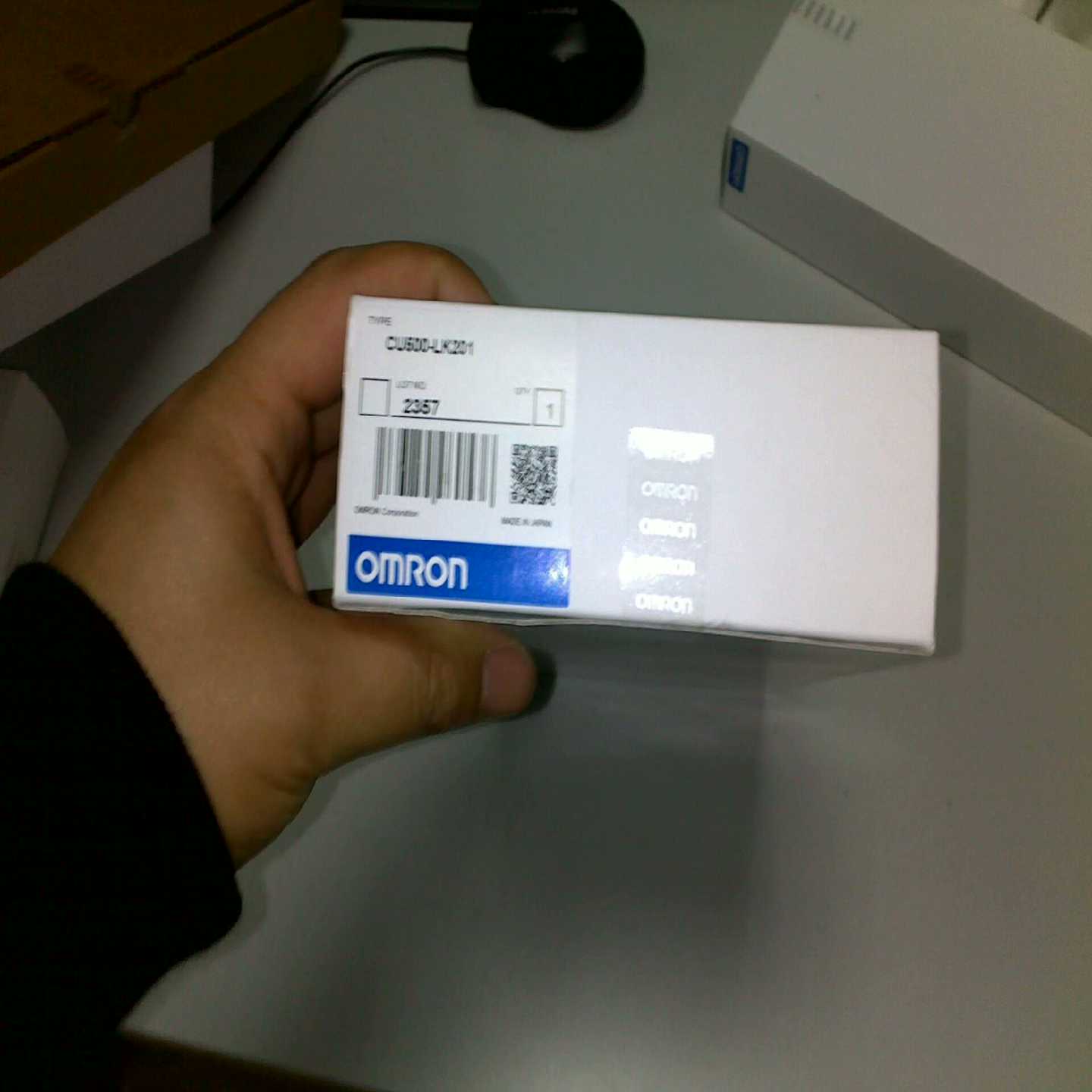 询价欧姆龙CVM1-CPU01-EV2CPU21-V2PA2