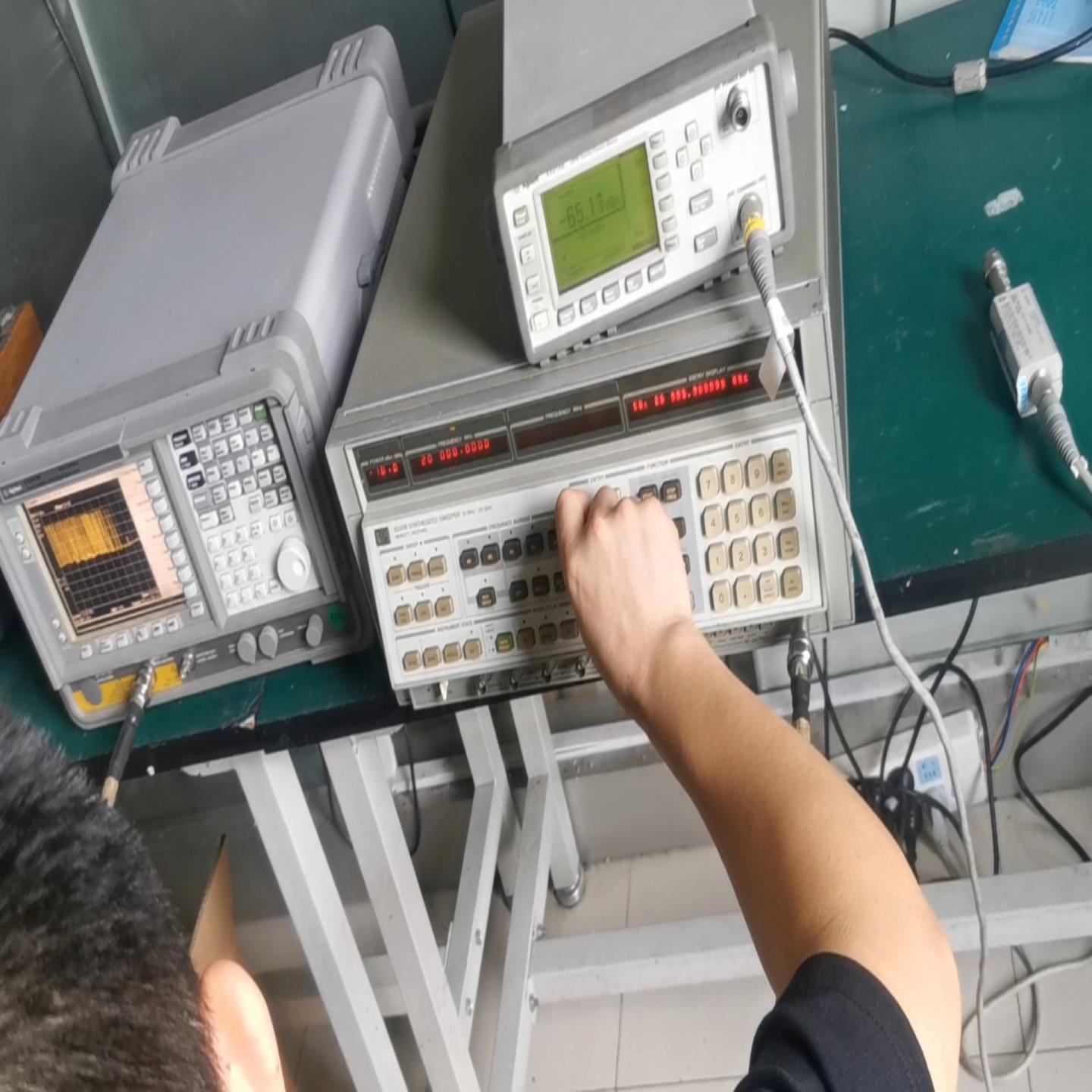 （议价)新到货 惠普HP8341B信号源10mhz-20ghz带扫