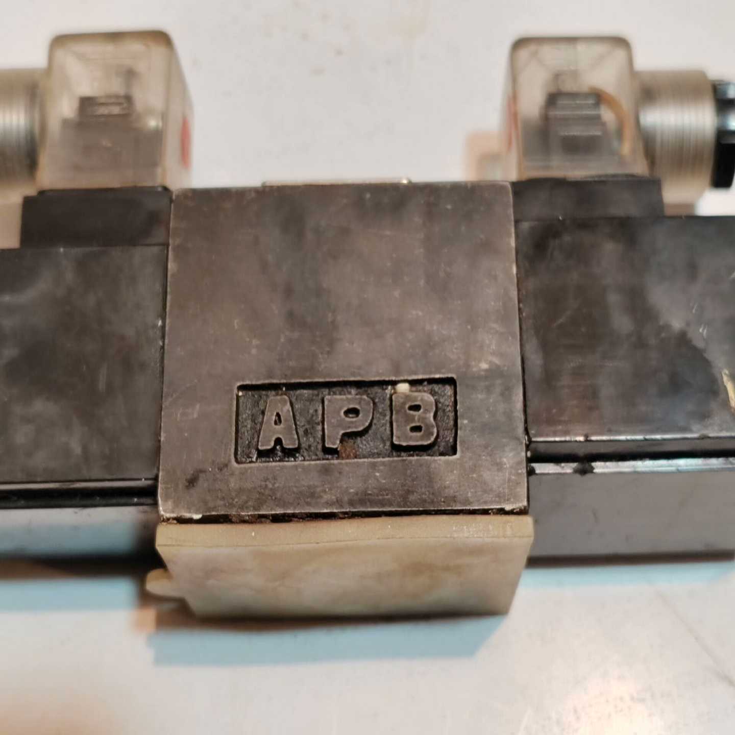 【议价】台湾电磁换向阀4WE6E61/CW220-50N9Z5L/适用