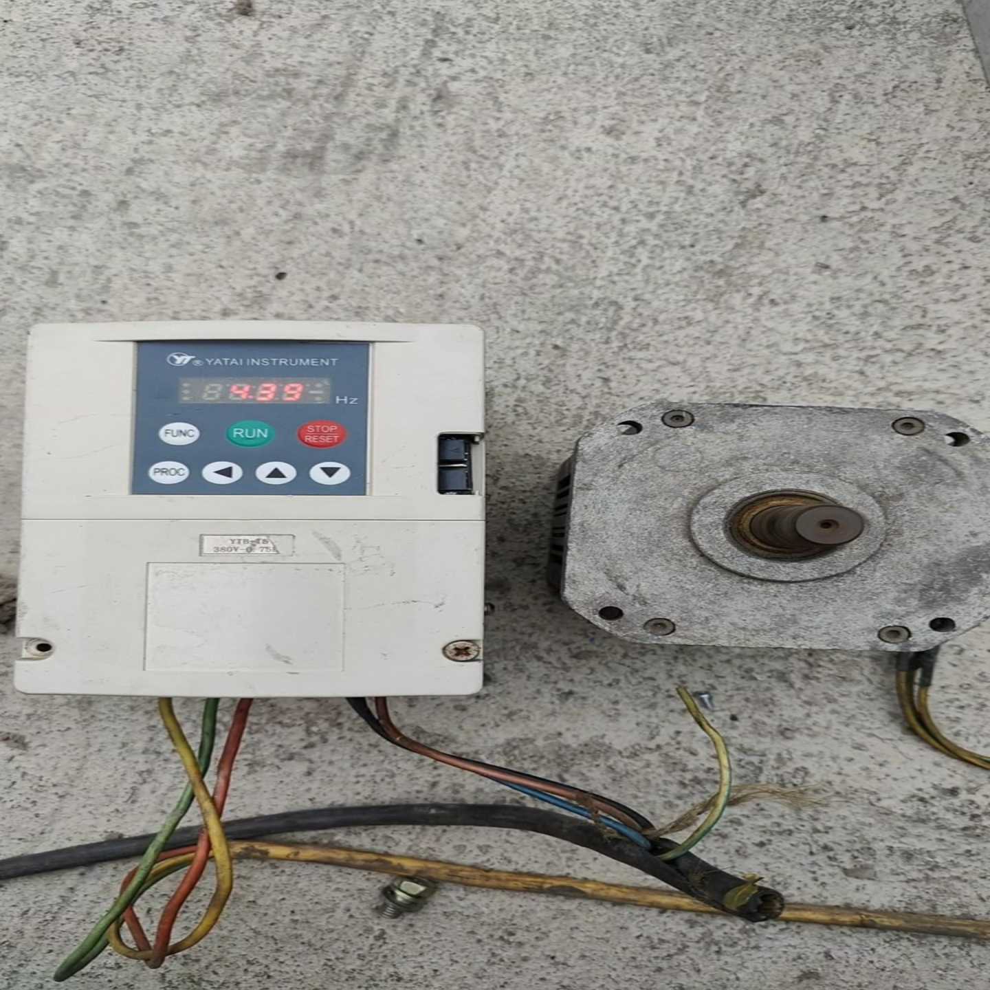 英威腾3千瓦驱动器一套~询价