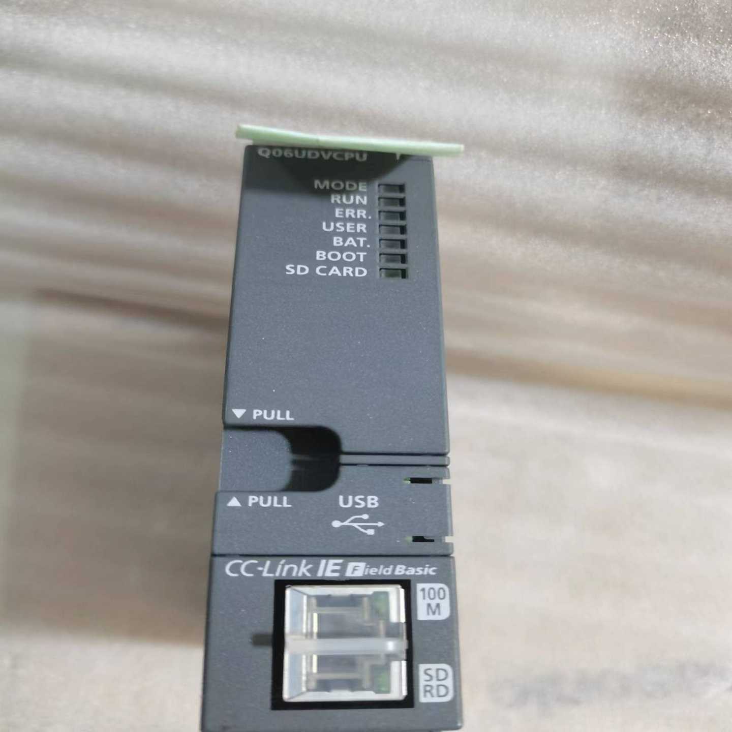 日本原装三菱CPU模块Q06UDV一个，序列号23开头，实