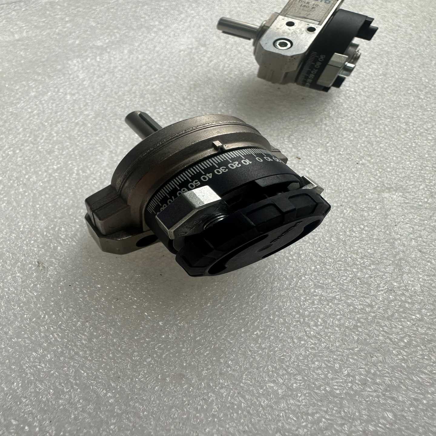 议价FESTO费斯托DSR-10-180-P旋转气缸一台缺后