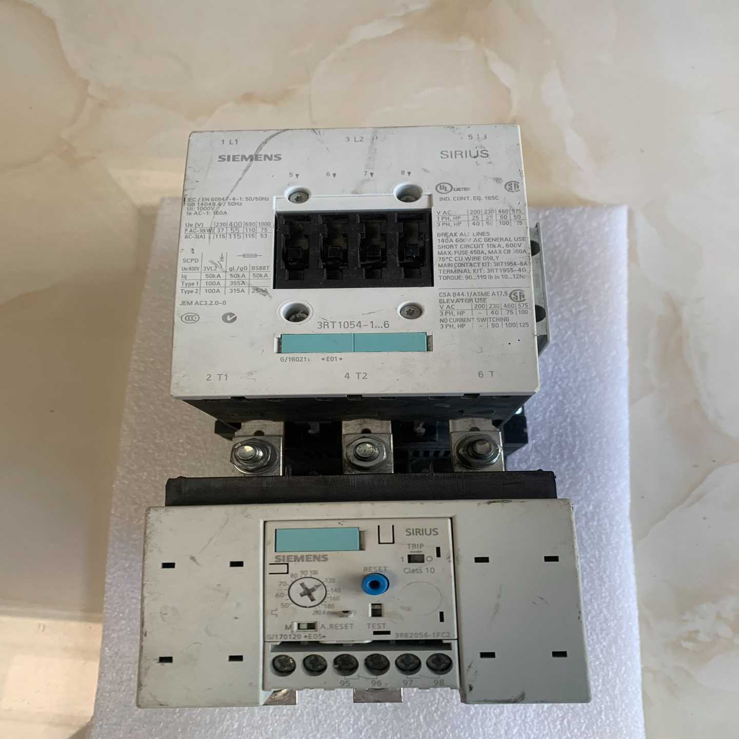 询价~接触器3RT1054-1AV36包