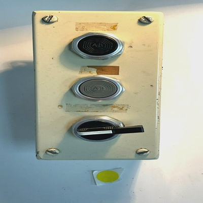 霍夫曼封闭盒推扣N-147202带ALLEN-BRADLEY推动按钮