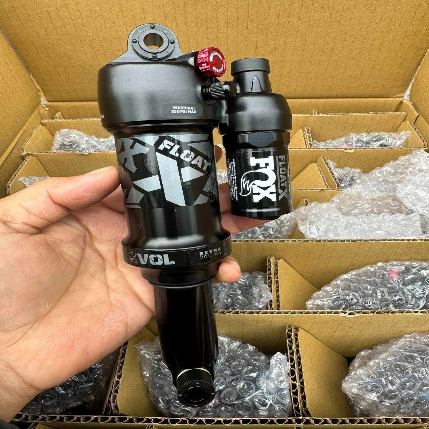 现货foxfloatx后胆气压后胆210x55后胆黑管后--议价商品