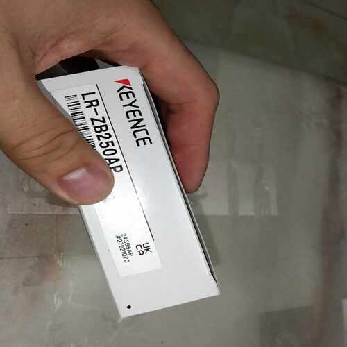 咨询-KEYENCE基恩士激光传感器，型号:LR-ZB250AP,
