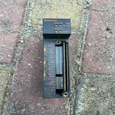 询价~A1S66ADA，货，实物图，外壳有裂痕，看图六，有