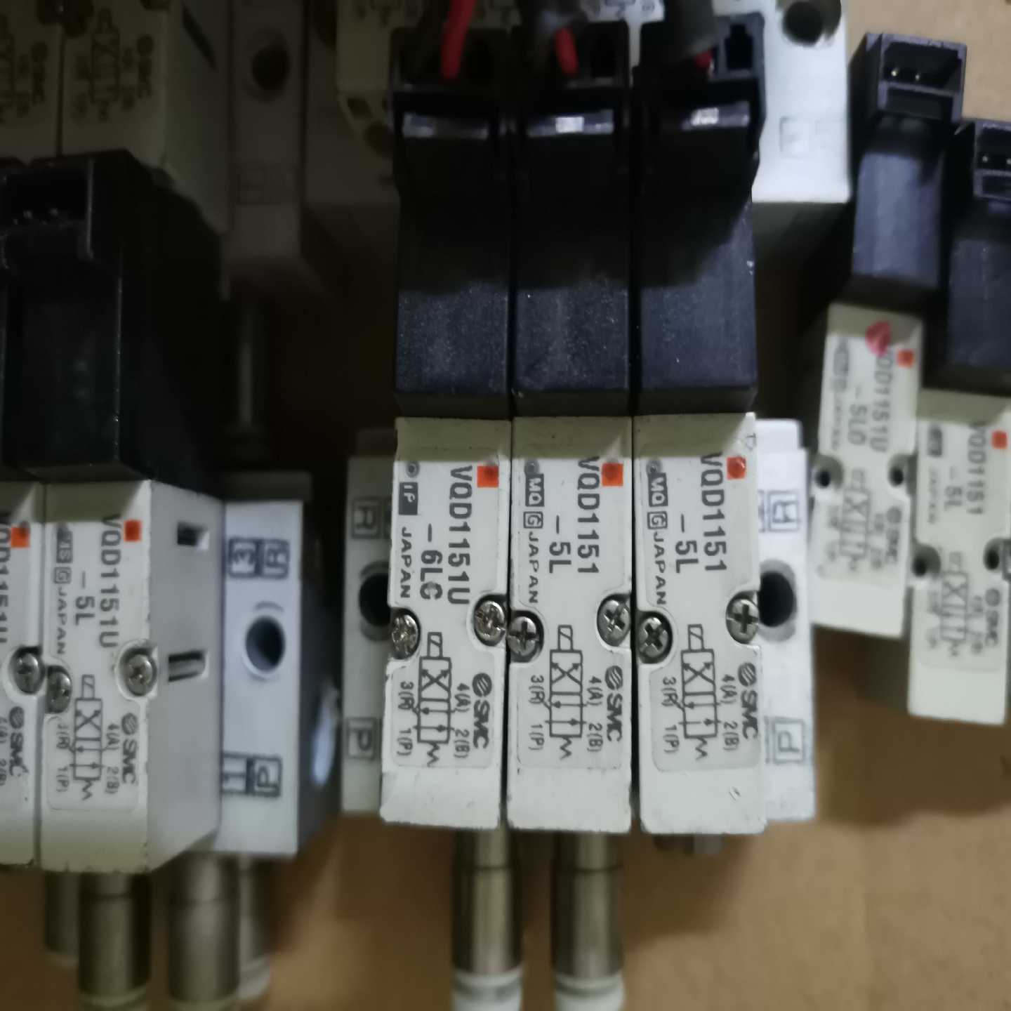 议价SMC电磁阀VQD11X51-5L，VQD1151U-6LO，现货/维修