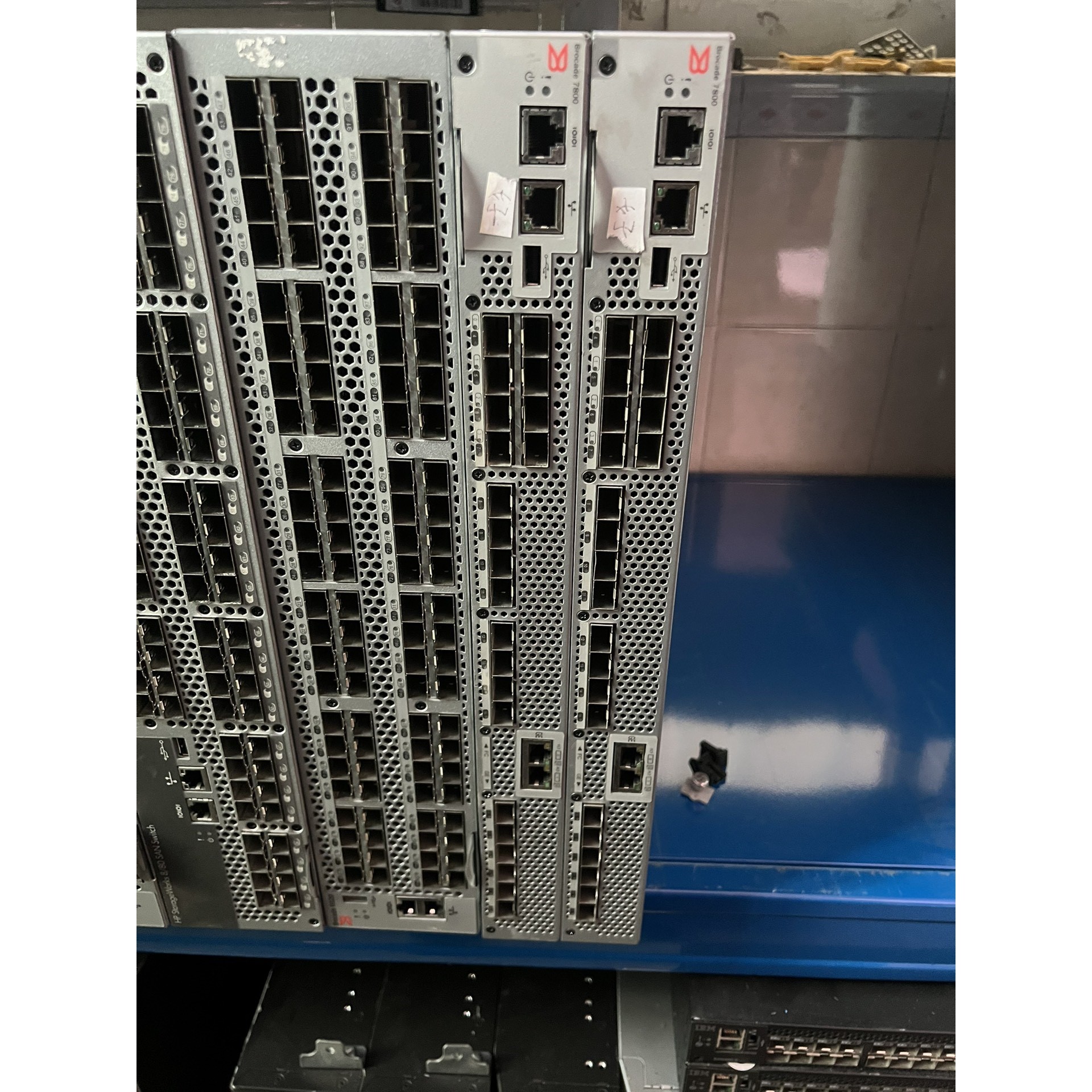 售前询价博科Brocade 7800光纤交换机状态良好适合企业网