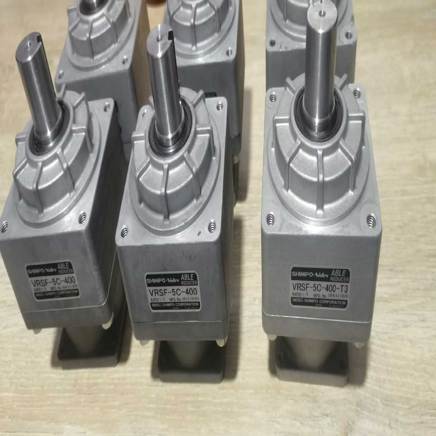 议价新宝减速机40p0W速比1：5拆机件成色漂亮现货/维修