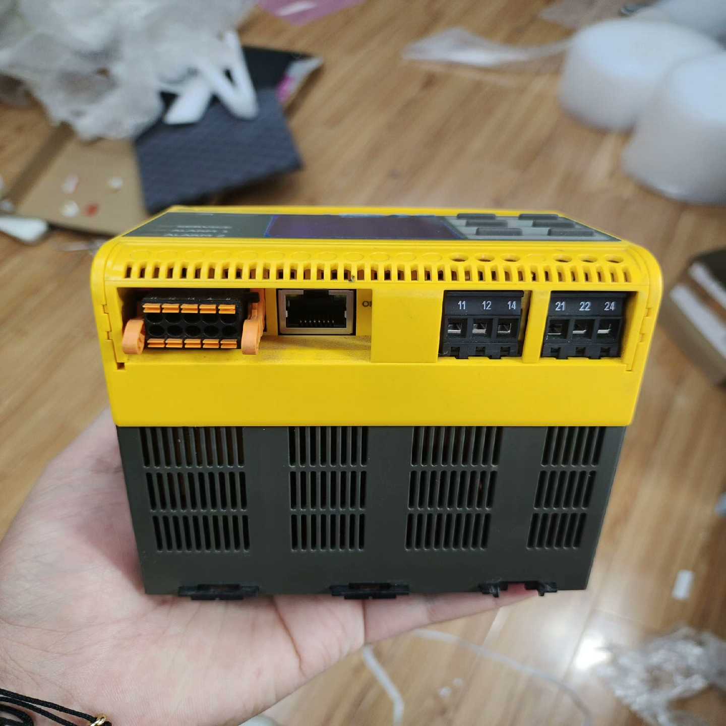 6ES7 972-0AA02-0XA0裸机多个，成色从~询价