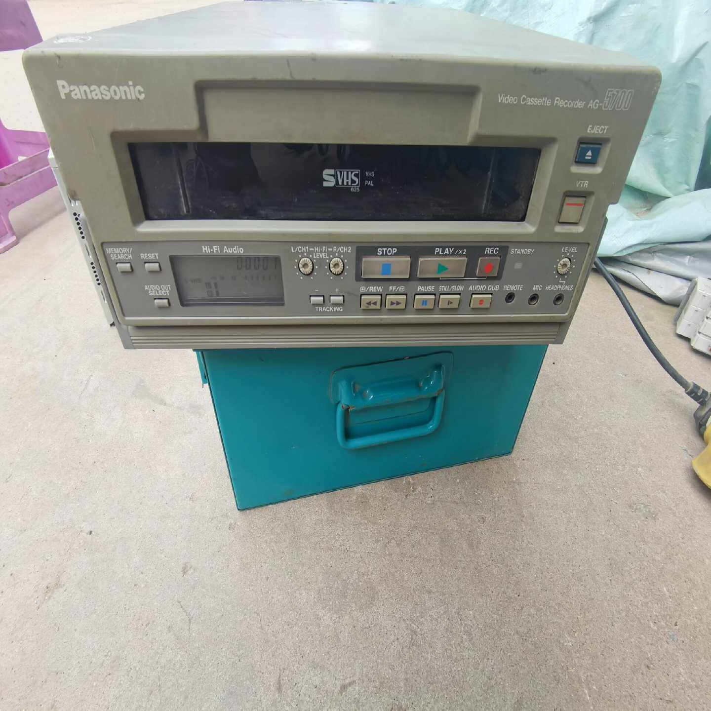 松下AG-5700-B编辑录像机,通电有显示数字,物品实图拍--议价商