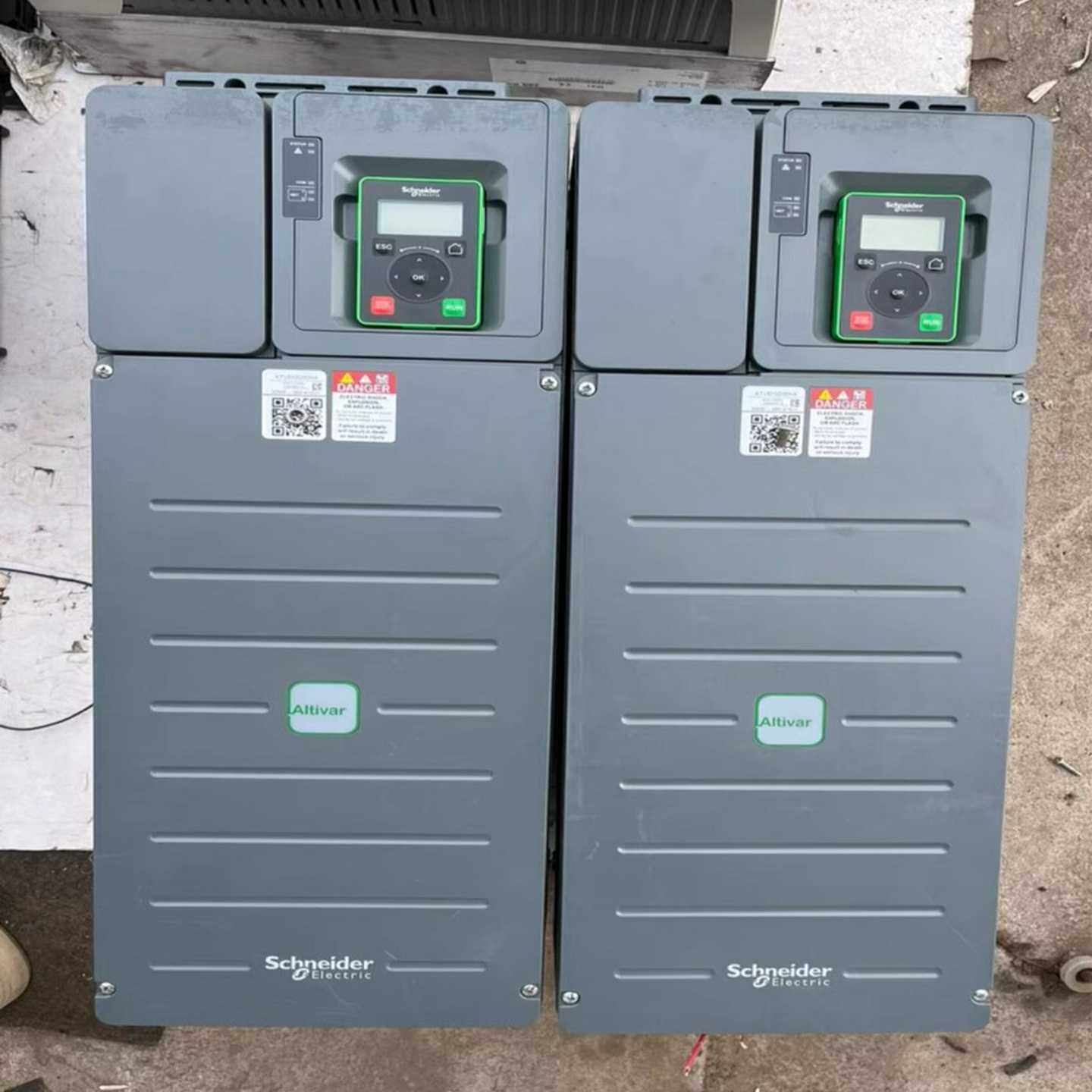 【议价】变频器ATV610D30N4成色实物图30适用