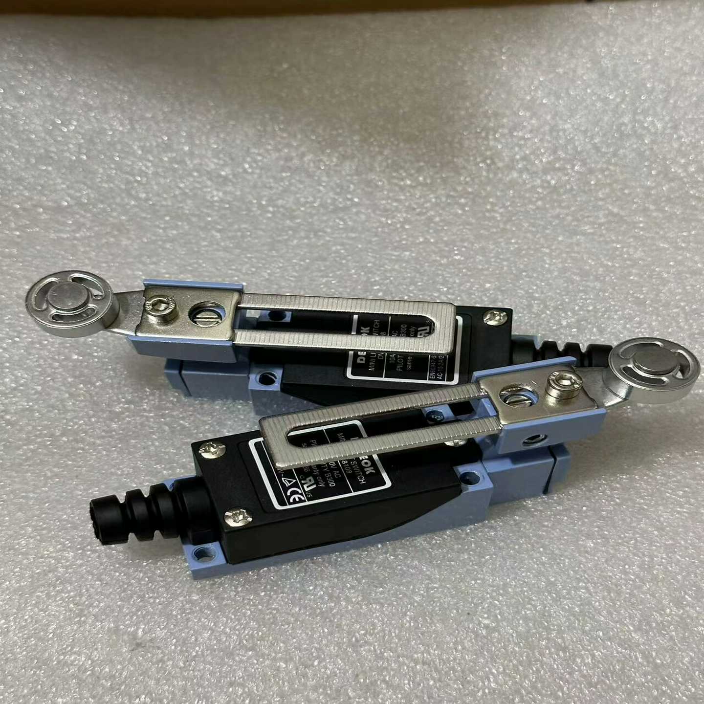 D4V-8108SZ-N行程开关询价